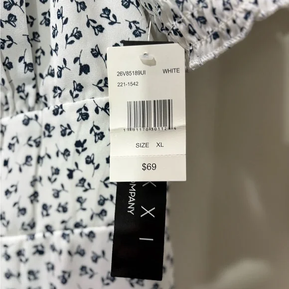 White and navy Floral Dress - Picture 3 of 6